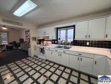 1228 E Heatherwood Ln, Clinton, IN 47842 - photo 7