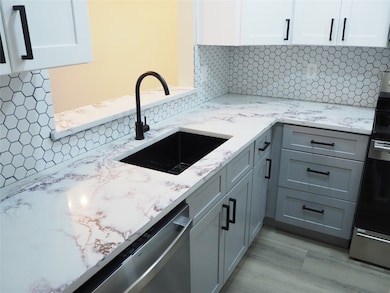 962 S Weatherred Dr unit 962, Richardson, TX 75080 - photo 6