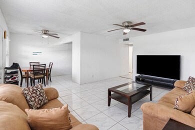 13550 SW 6th Ct unit 111a, Pembroke Pines, FL 33027 - photo 3