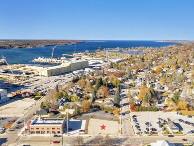 368 Jefferson St, Sturgeon Bay, WI 54235 - photo 4