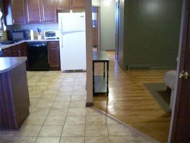 145 Jerilis Dr, Springfield, MA 01119 - photo 4