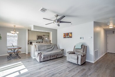 7127 Shady Moss Ln, Houston, TX 77040 - photo 6