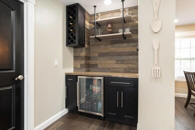 Wet bar - Main Level