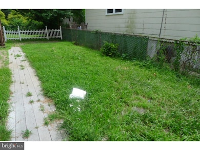 306 Evergreen Ave, Oaklyn, NJ 08107 - photo 2