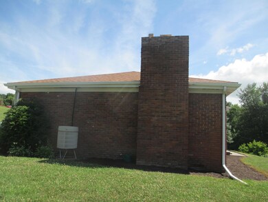 1823 Graveyard Hill Rd, Monroe Township, PA 18618 - photo 3