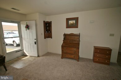 18012 Par Three Dr, Hagerstown, MD 21740 - photo 4