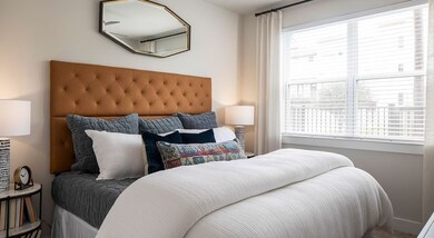 2425 Bell St unit 2516, Houston, TX 77003 - photo 6