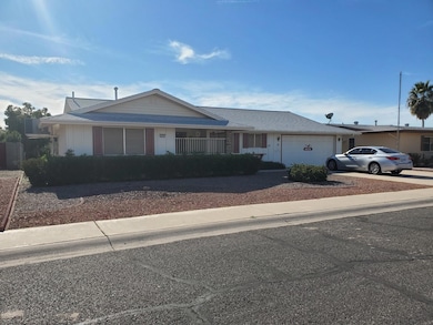 10201 W Cumberland Dr, Sun City, AZ 85351 - photo 4