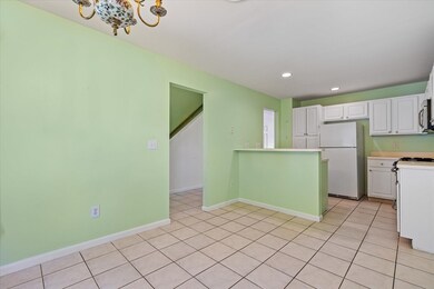 9 Edward Dr unit 9, North Grafton, MA 01536 - photo 3