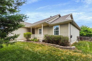 20618 W 221st St, Spring Hill, KS 66083 - photo 3