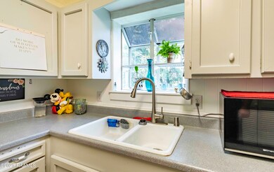 Kitchen 4