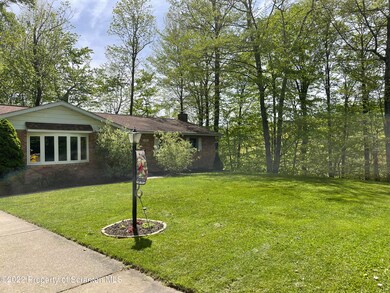 109 Forest Dr, Roaring Brook Township, PA 18444 - photo 6