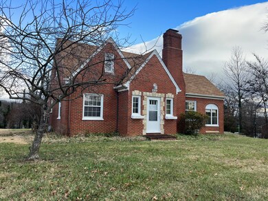 826 Red Ln, Salem, VA 24153 - photo 4