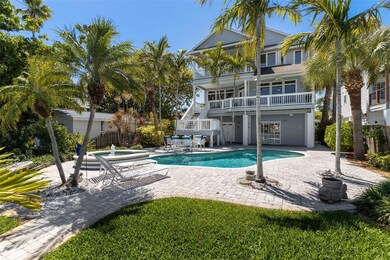8415 Bayshore Dr, Treasure Island, FL 33706 - photo 4