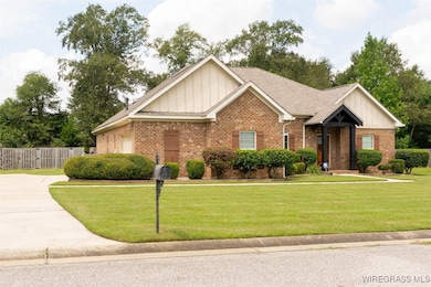 118 Moultrie Dr, Dothan, AL 36305 - photo 2