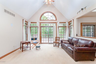 1695 Signal Point Dr-25