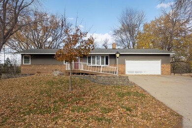 11004 Oak Knoll Terrace N, Hopkins, MN 55305 - photo 3
