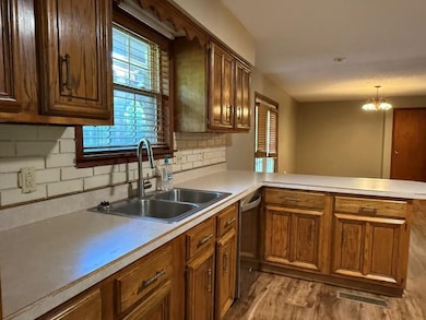 1202 N Pratt St, Pocahontas, AR 72455 - photo 4