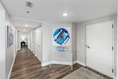 97 Sunset Dr unit 201, Sarasota, FL 34236 - photo 3