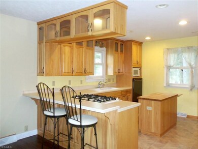 Kitchen breakfast bar with room for additional sto