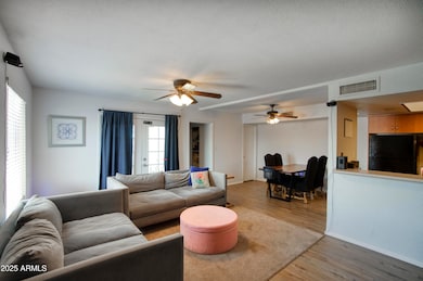 17032 N 16th Dr unit 8, Phoenix, AZ 85023 - photo 2