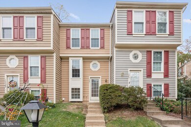 1581 Woodcrest Dr, Reston, VA 20194 - photo 3