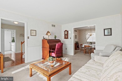 104 Wilson Dr, Schwenksville, PA 19473 - photo 6