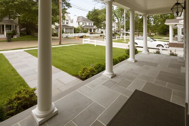 05_Front Porch