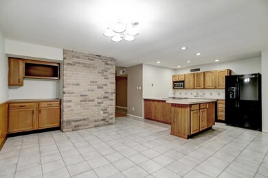 17318 N Yorkglen Dr, Houston, TX 77084 - photo 5