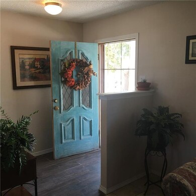 539 Riverview Cir, El Paso, TX 79915 - photo 6