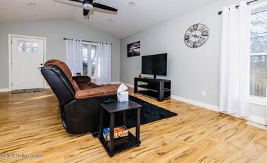 460 Cs-2015, Lebanon Junction, KY 40150 - photo 2