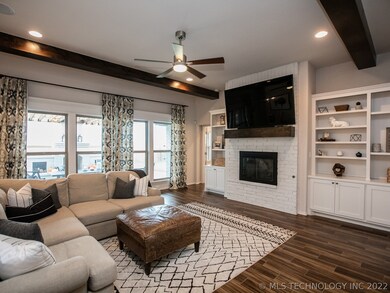 220 E 130th Place S, Jenks, OK 74037 - photo 6