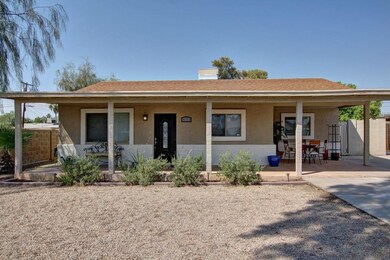 2228 E Paradise Lane