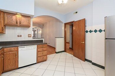 6247 N Mozart St unit 2, Chicago, IL 60659 - photo 2