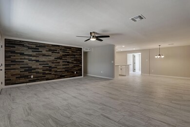 1629 W Calavar Rd-11