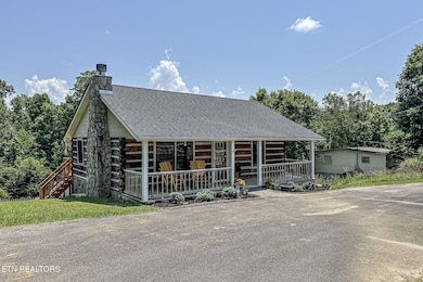 922 Campfire Point, Dandridge, TN 37725 - photo 2