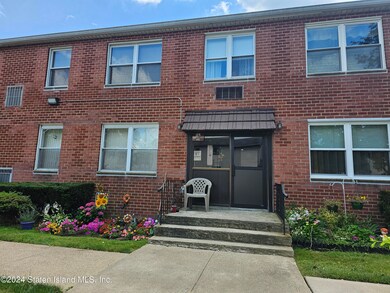 125 Cortelyou Ave unit 2-1, Staten Island, NY 10312 - photo 2