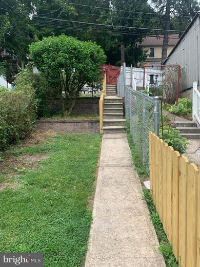 7 E Centre St, Ashland, PA 17921 - photo 3