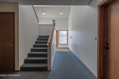 002 _ 2100 Minerva Way