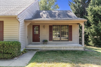 5105 Pratt Rd, Ann Arbor, MI 48103 - photo 4