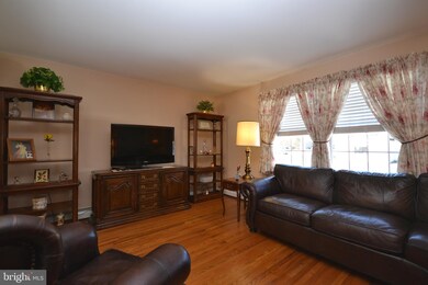 184 Berkley Ave, Lansdowne, PA 19050 - photo 5