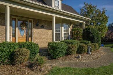 9003 Fox Chase Rd, Louisville, KY 40228 - photo 5