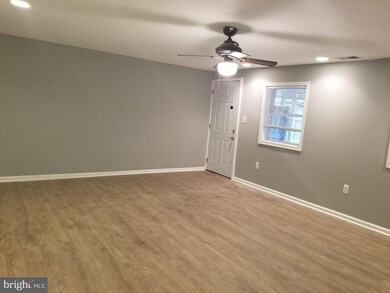 3113 Aspen Ct, Halethorpe, MD 21227 - photo 7