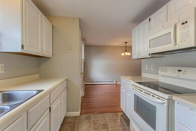 165 Pennacook Dr, Leominster, MA 01453 - photo 4
