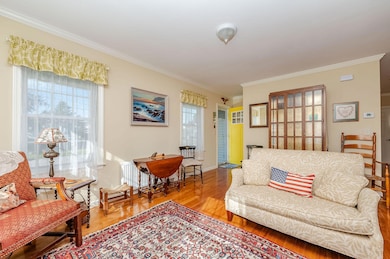 10 Crescent View Ave, Cape Elizabeth, ME 04107 - photo 4