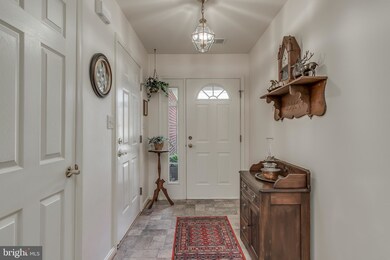 1632 Langley Dr, Hagerstown, MD 21740 - photo 4