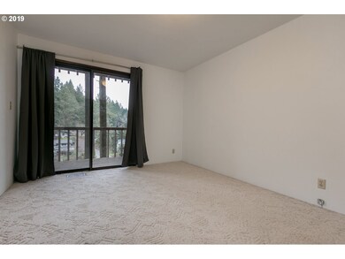 Bedroom, Primary