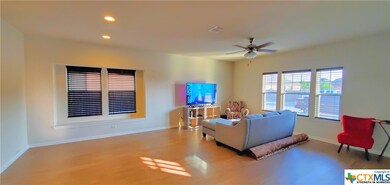 242 Alford St, San Marcos, TX 78666 - photo 4