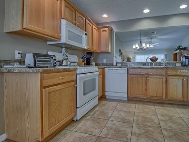 2878 Cheltenham Ct, The Villages, FL 32162 - photo 4