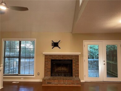 8020 Sand Wedge Cir NW, Kennesaw, GA 30144 - photo 4